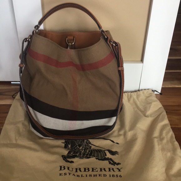 burberry medium ashby bucket bag